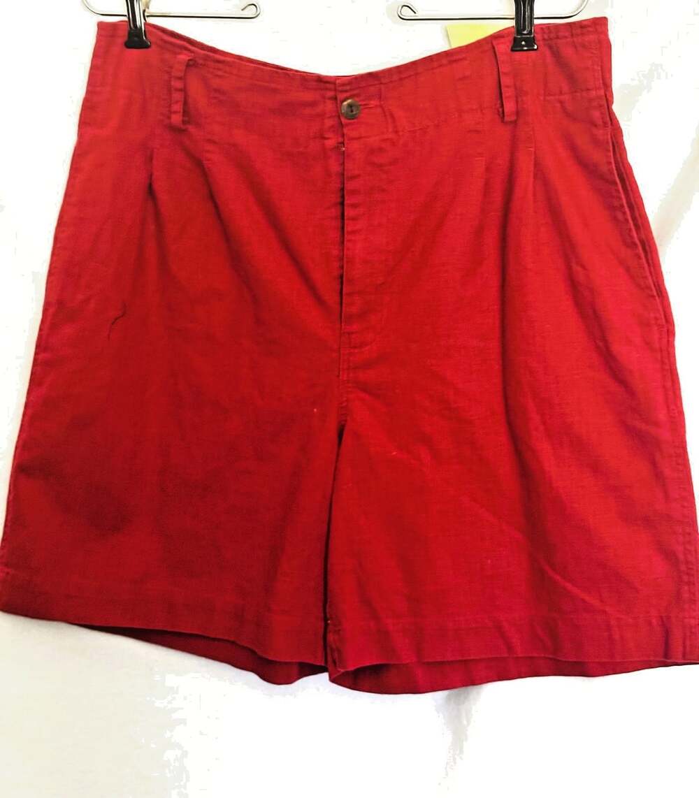 Red Linen Cotton Blend Pleated Shorts, Pockets, Chaus Brand, Sz. Medium